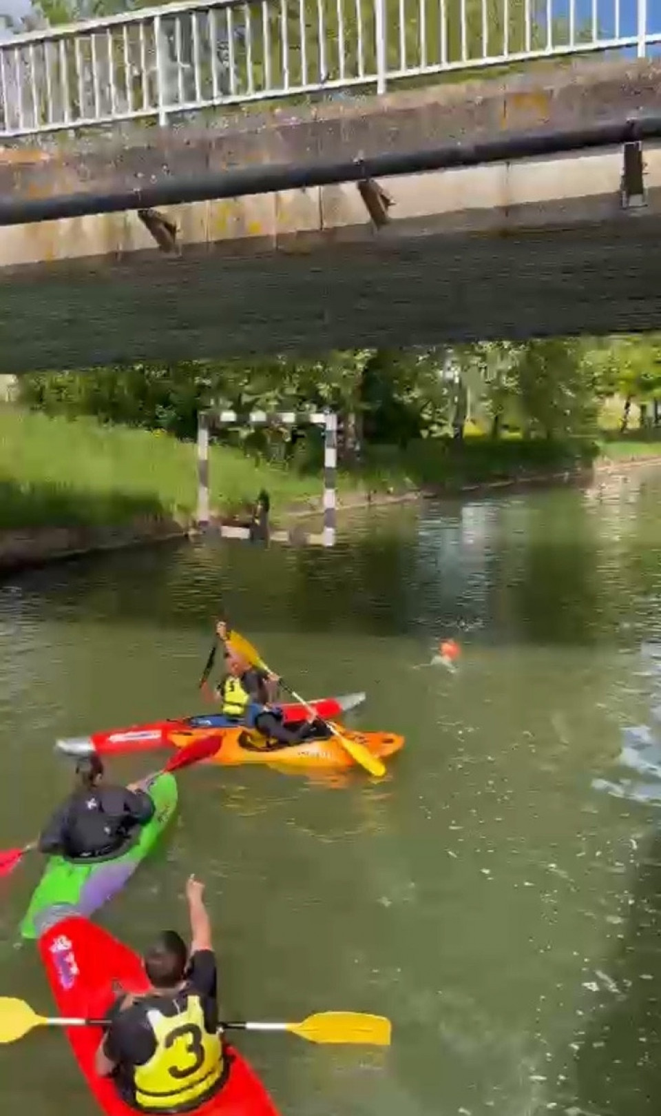 championnat de kayak polo Rosières aux salines  